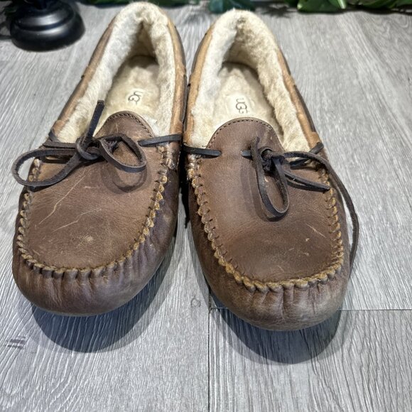 UGG Olsen Slippers Tan Leather House Shoes Moccasins 1112441 Men Size 7 W 8.5 - Picture 3 of 9
